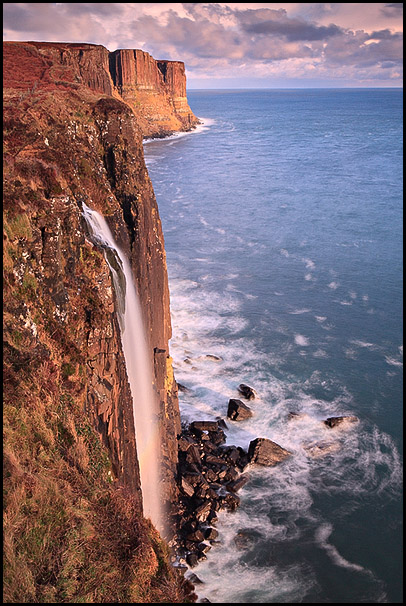 Chute d'eau Kilt Rock, Staffin, Isle Of Skye, Scotland